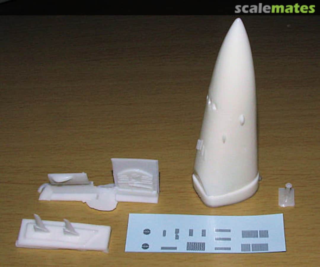 Boxart F/A-18C & D Late Lot Nose with IFF Antenna 48-R004 MAW-Decals Boxart F/A-18C & D Late Lot Nose with IFF Antenna 48-R004 MAW-Decals