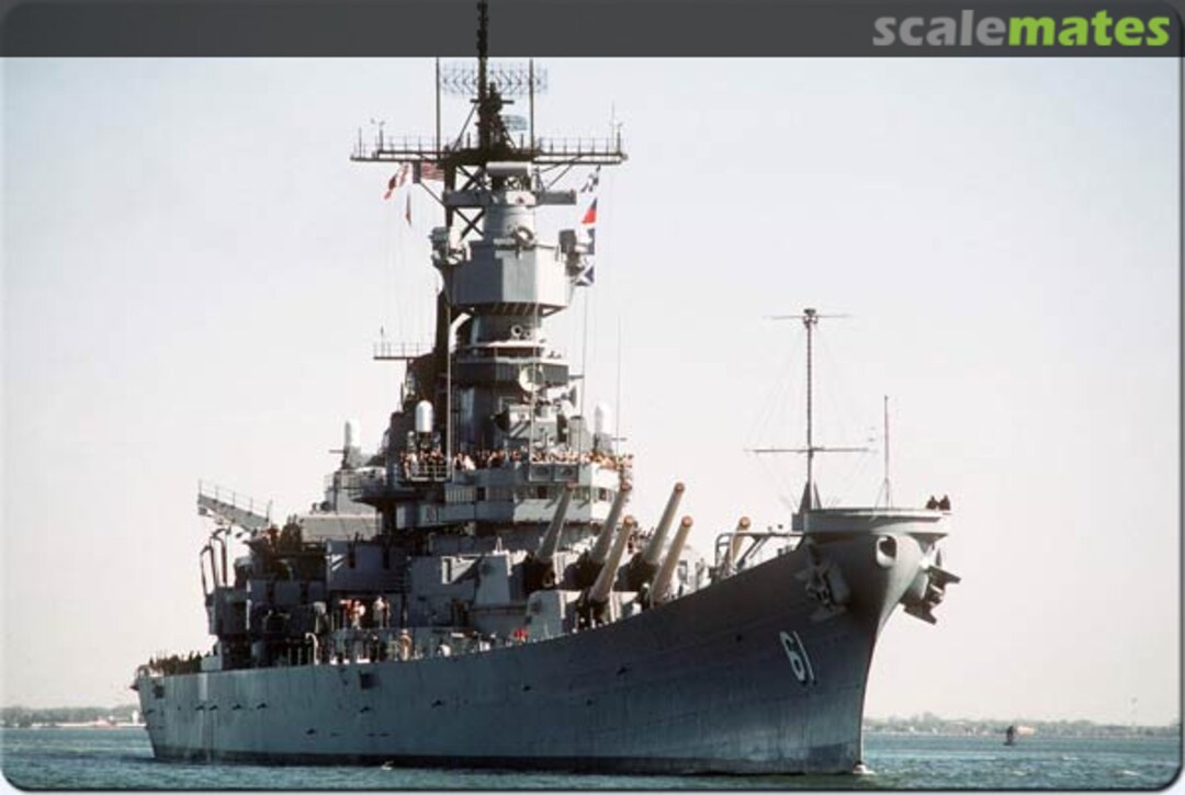 Boxart Hull for IOWA Class Battleship 72-Iowa Southern Cross Models