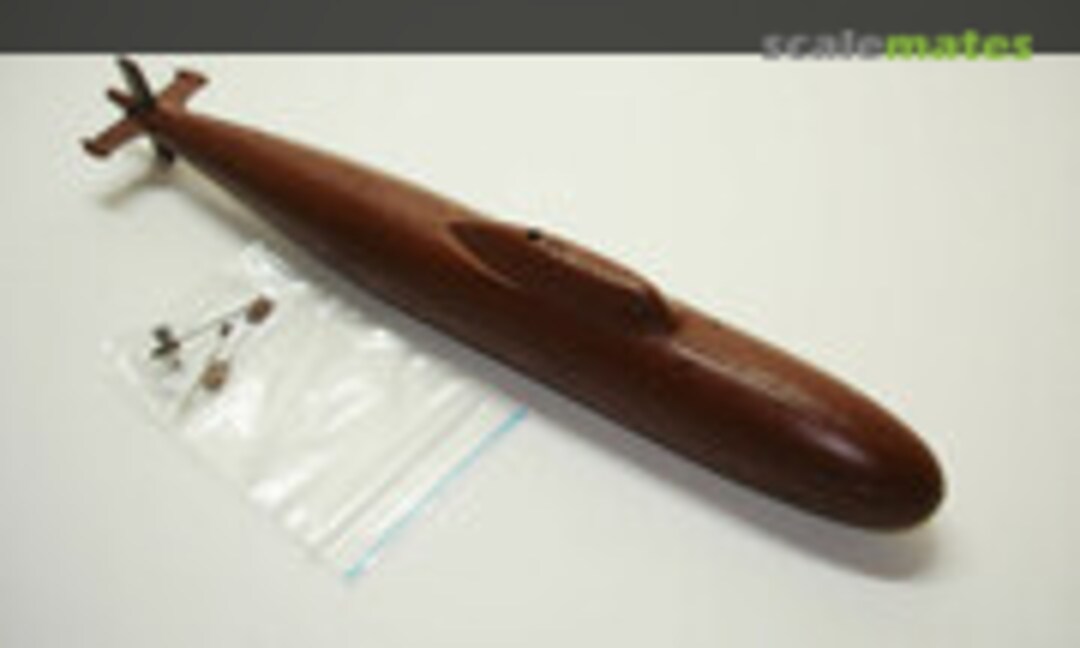 1:350 Alfa Class Submarine (Polar Bear )