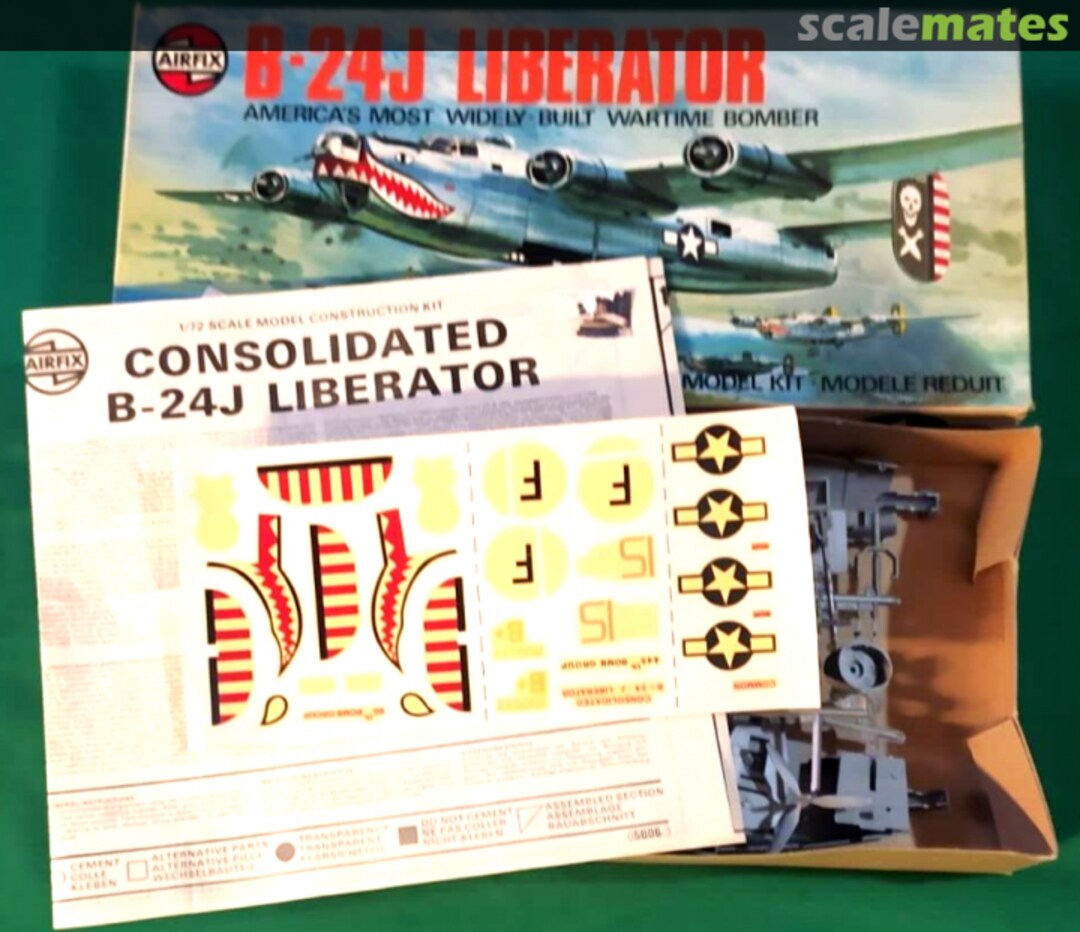 Contents B-24J Liberator 05006-3 Airfix Contents B-24J Liberator 05006-3 Airfix