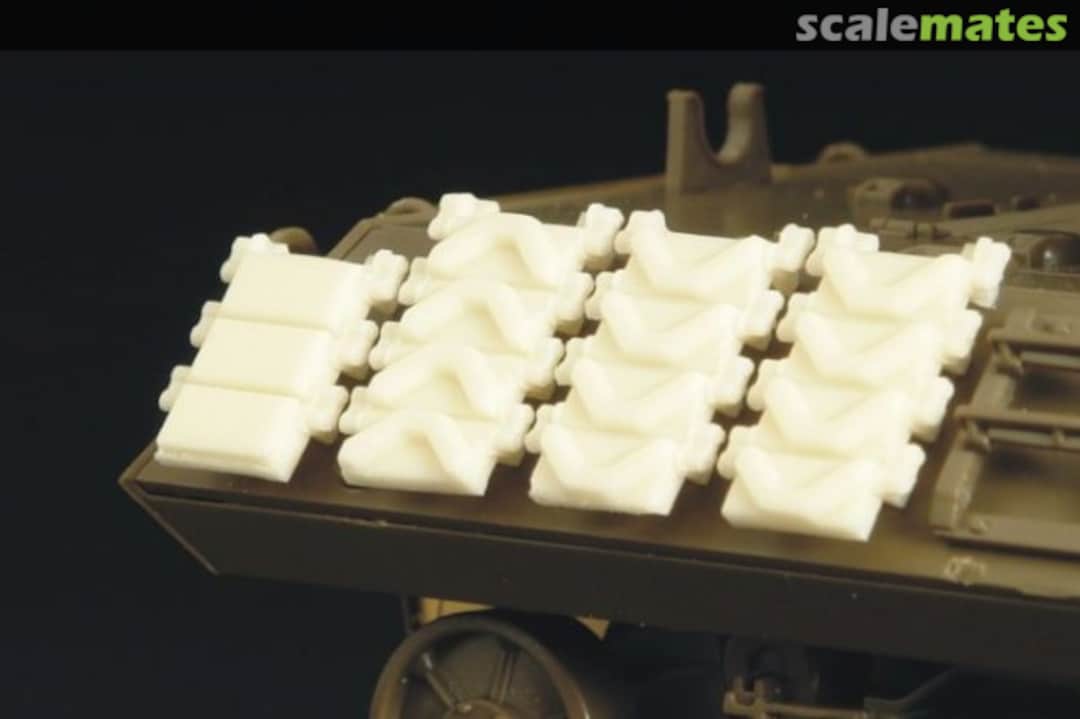 Boxart M4 / M10 external track armor HLX48101 Hauler Boxart M4 / M10 external track armor HLX48101 Hauler