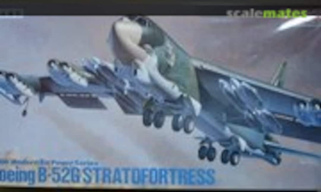 1:200 Boeing B-52G Stratofortress (Dragon 2001)