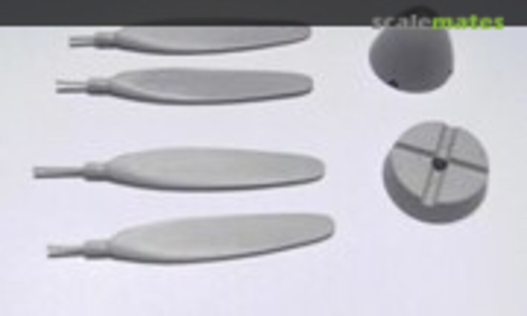 1:32 Uncuffed Aeroproducts Prop and Spinner (Grey Matter Figures GMAJR3202) GMAJR3202