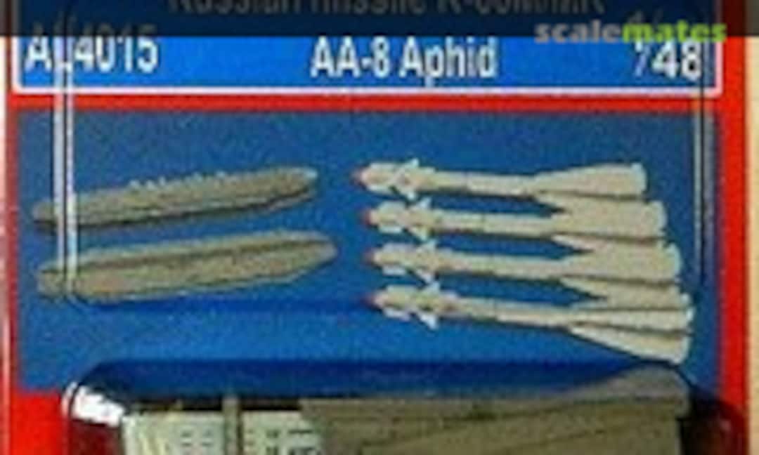 1:48 Russian Missile R-60M/MK AA-8 Aphid (PlusModel AL4015)