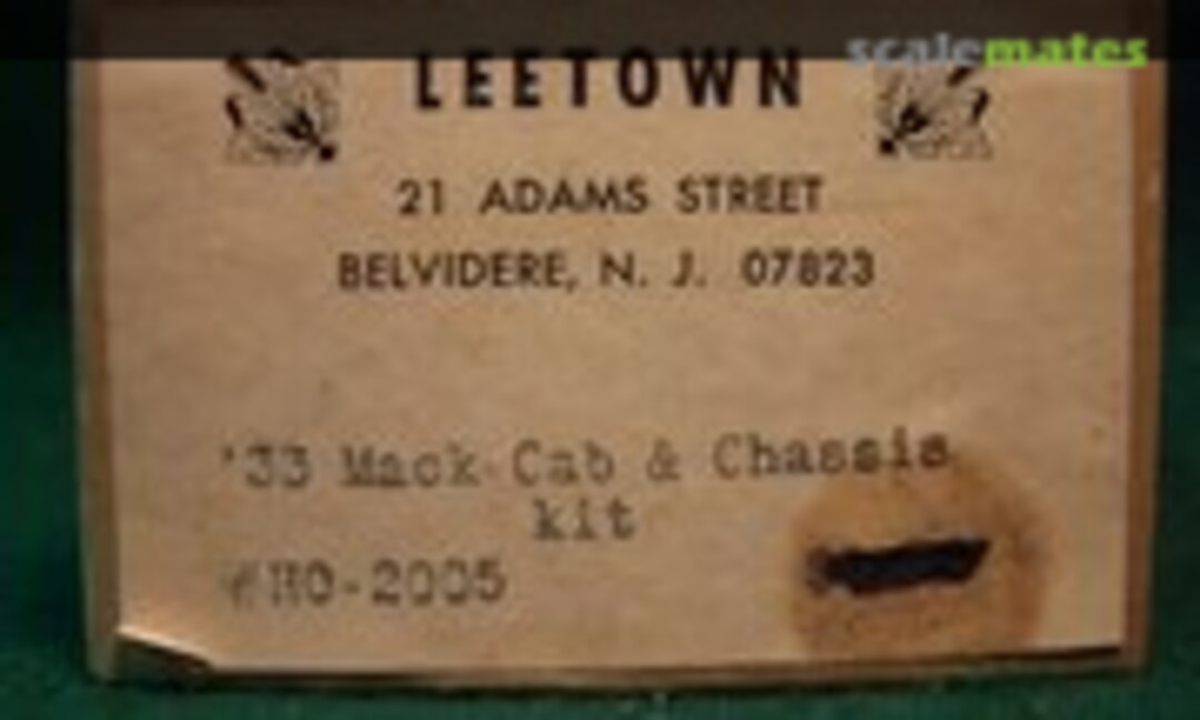 1:87 1933 MACK CAB AND CHASSIS (Lee Town HO-2005) HO-2005