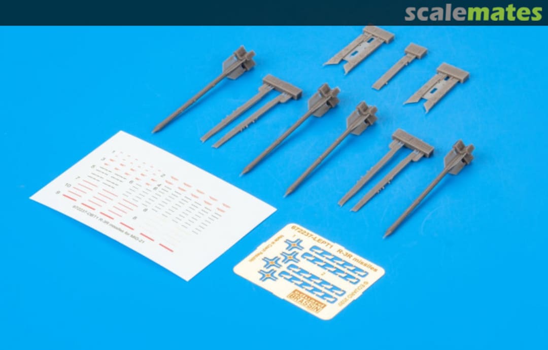 Contents R-3R missiles w/ pylons for MiG-21 672240 Eduard Contents R-3R missiles w/ pylons for MiG-21 672240 Eduard