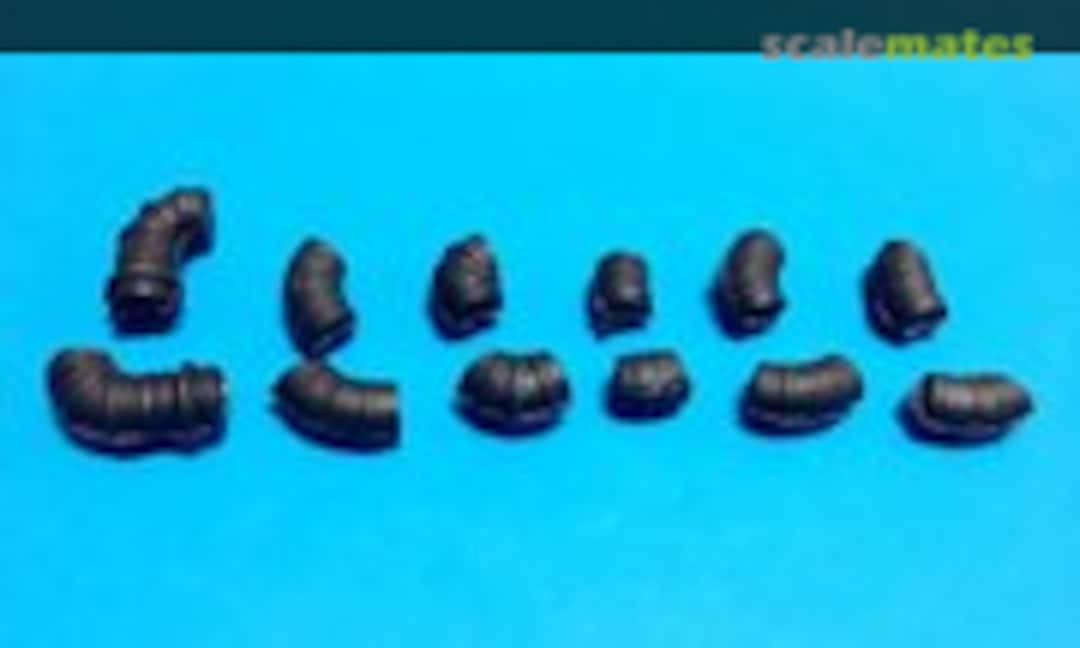1:25 Assorted Pipe Angles Rubber (Auslowe Model Accessories PE4) PE4