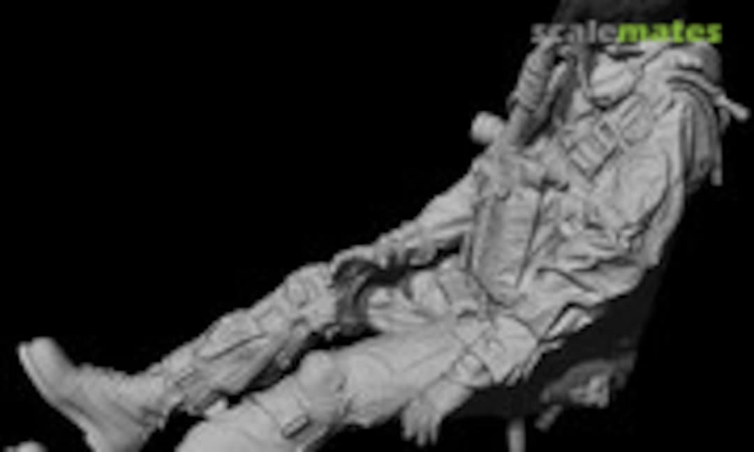 1:48 US Navy fighter pilot, 1981-1989 era with HGU-33/MBU-14, sitting 7, visor down (Reedoak 480258) 480258