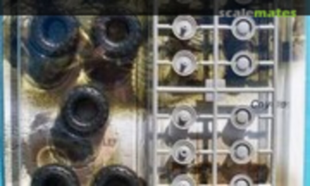 1:35 LAV-II Series 8x8 Tires (325/85 R16 XML) (Trumpeter 06608) 06608