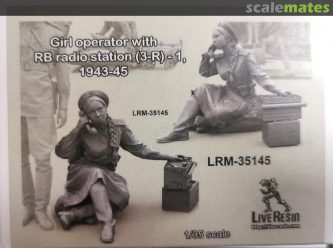 Boxart Girl operator with RB radio station (3-R) - 1, 1943 - 45 LRM-35145 Live Resin Boxart Girl operator with RB radio station (3-R) - 1, 1943 - 45 LRM-35145 Live Resin