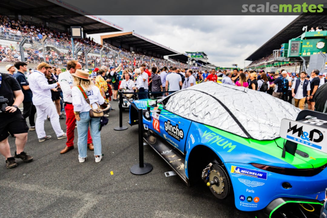 Contents Aston Martin V8 Vantage GTE Le Mans 2023 #72 (Robin/Robin/Hasse-Clot) Unknown Contents Aston Martin V8 Vantage GTE Le Mans 2023 #72 (Robin/Robin/Hasse-Clot) Unknown