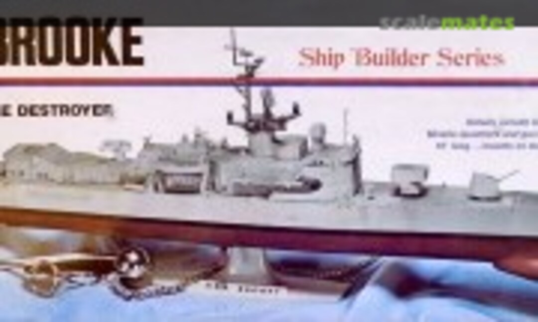 1:310 USS Brooke (Monogram 6855) 6855