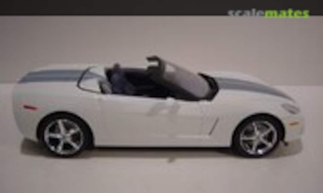 1:25 2013 Corvette 60th Anniversary Convertible (AMT CP7051)