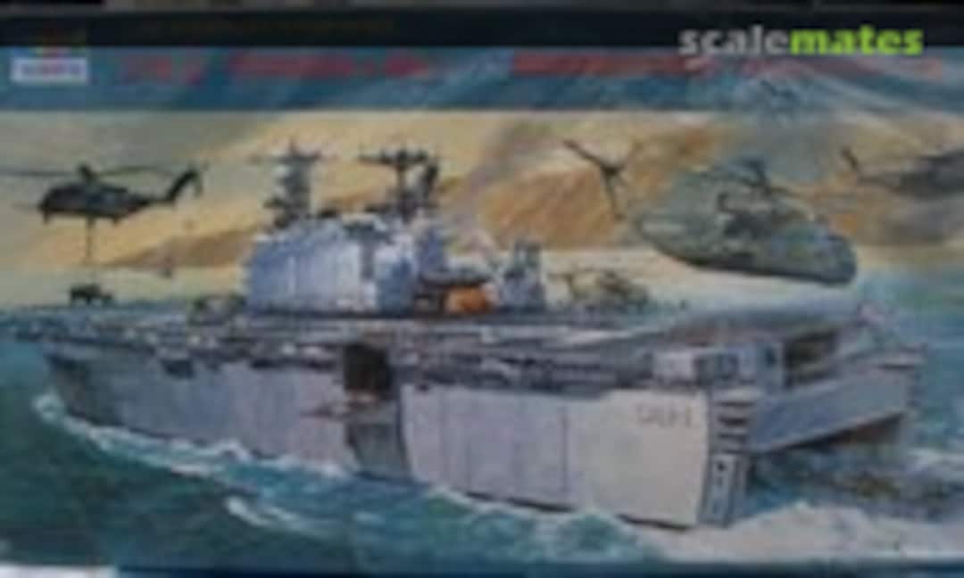 1:700 U.S.S. Tarawa (Trumpeter 03101) 03101