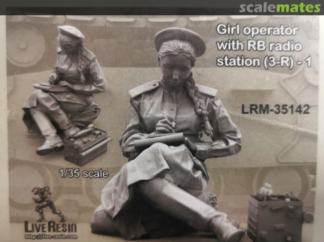 Boxart Girl operator with RB radio station (3-R) - 1 LRM-35142 Live Resin Boxart Girl operator with RB radio station (3-R) - 1 LRM-35142 Live Resin