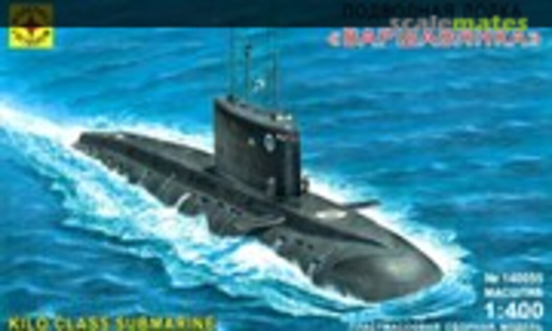 1:400 Kilo Class Submarine (Modelist 140055)