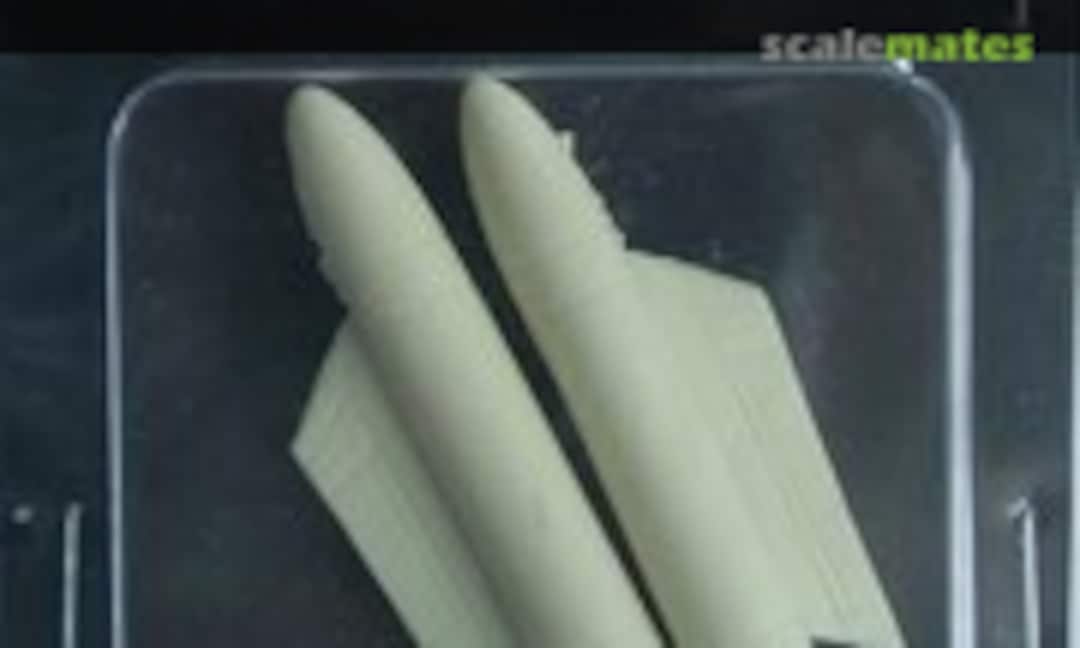 1:72 External drop tanks (Kora Models DSM72021) DSM72021