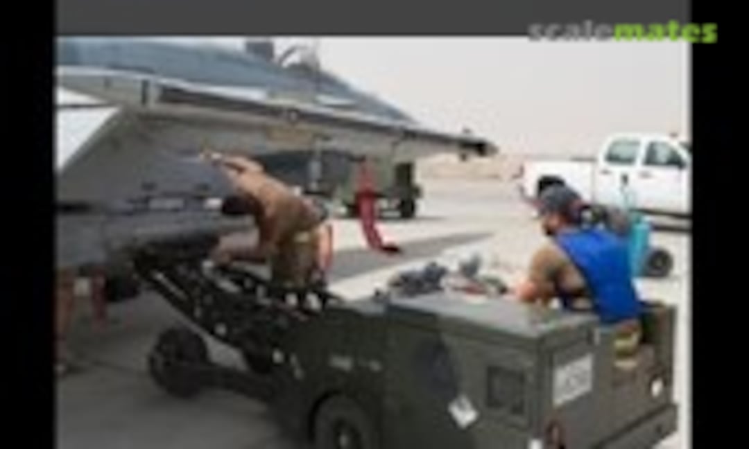 Ground Support Set MJ1-B (Late) Weapons Loader (Air-Graphics Models GSEa-101)