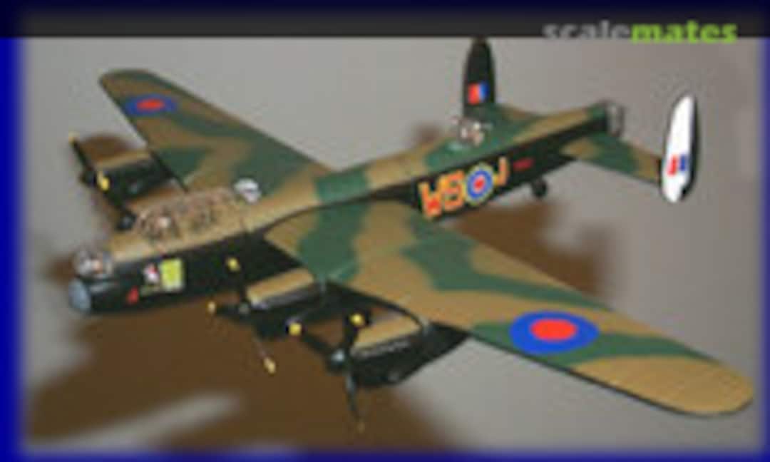 AVRO LANCASTER - BATTLE OF BRITAIN (Corgi 47301)