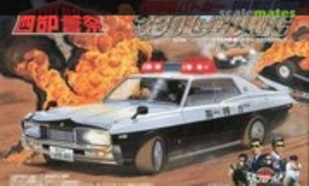 1:24 Seibu Police Station 330 Cedric Police Car (Aoshima 024386)