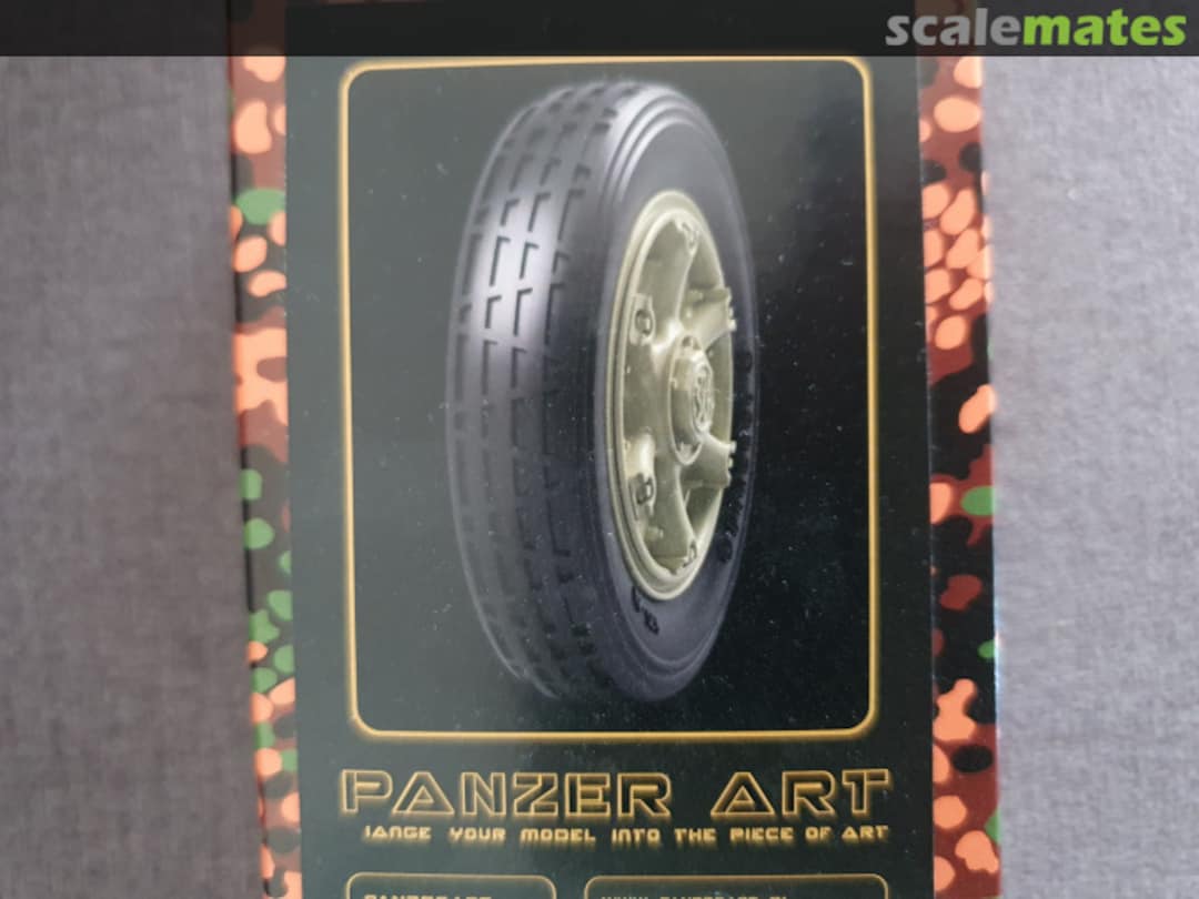 Boxart Autoblinda 40/41 Road wheels (Pirelli Libia) RE35-806 Panzer Art Boxart Autoblinda 40/41 Road wheels (Pirelli Libia) RE35-806 Panzer Art