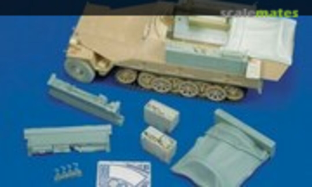 1:35 Sd. Kfz. 251/7 Ausf. D - Part II ~AFV Club/Tamiya~ (Royal Model 374) 374