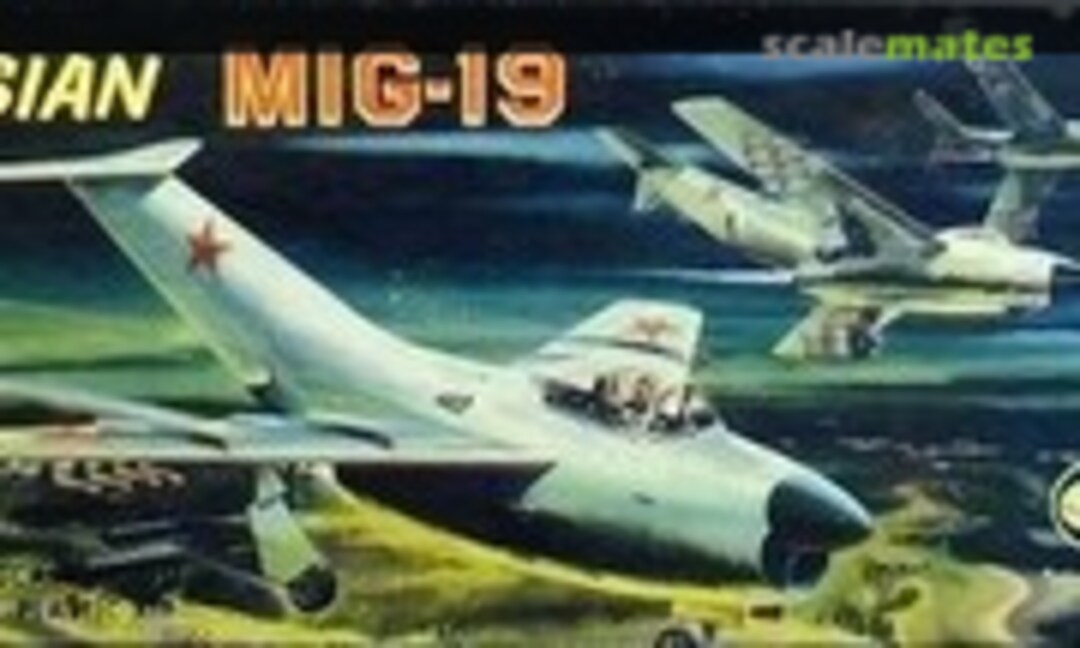 1:48 Russian MiG-19 (Aurora 66-79)