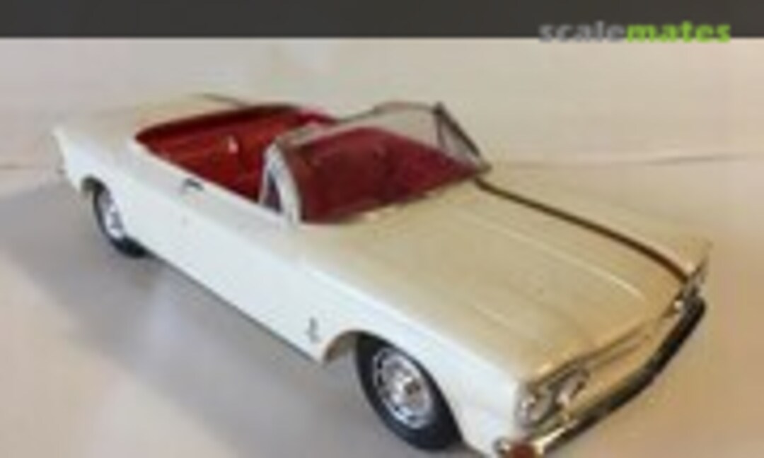 1:25 1962 Chevrolet Corvair Monza Convertible (SMP )