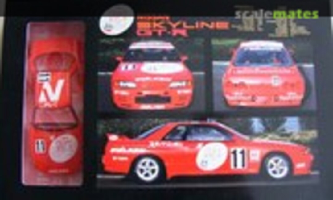 1:43 Nissan Skyline GT-R (Rosso 43005)