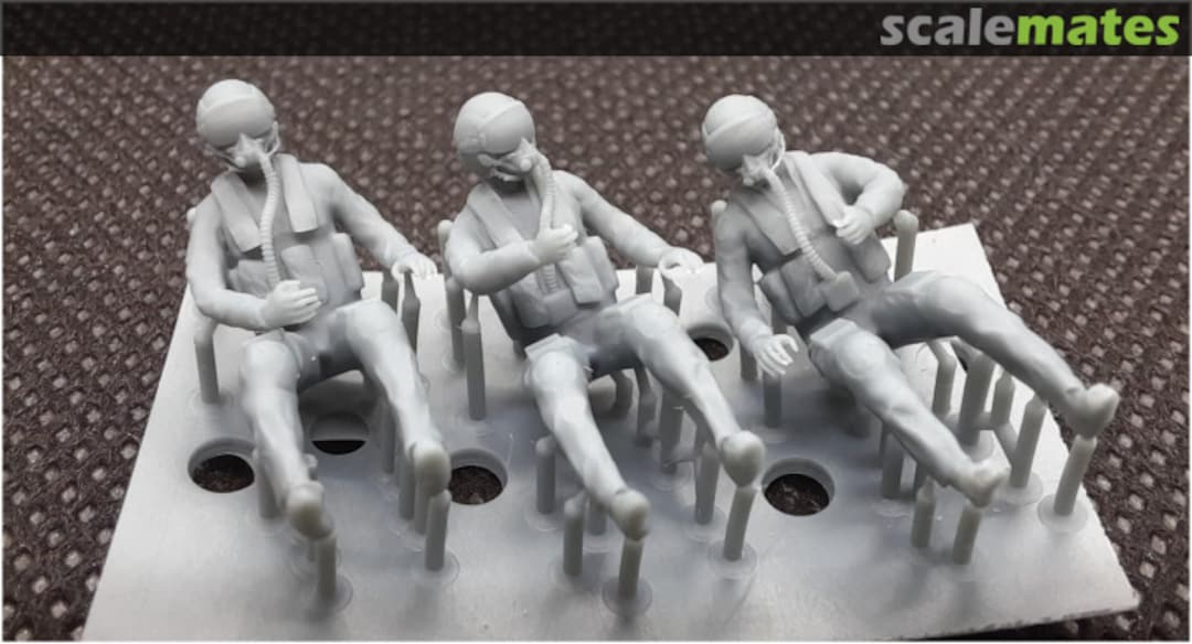 Boxart US Modern Pilots with HGU-55 helmet & MBU-23 mask RM72016 Rise144Models