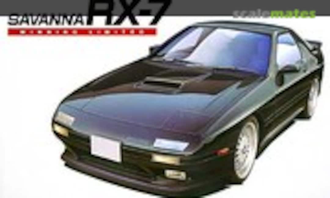 1:24 FC3S Savanna RX-7 (Aoshima 004227)