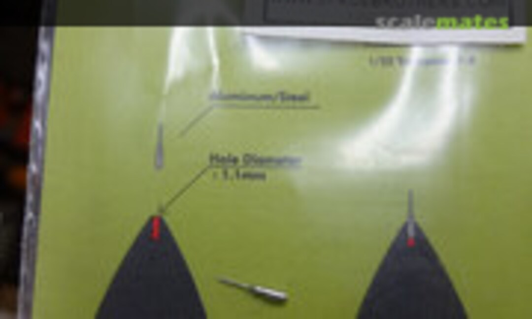 1:32 F-8 Crusader Pitot Tube Set (HobbyDecal MT32007V1) MT32007V1