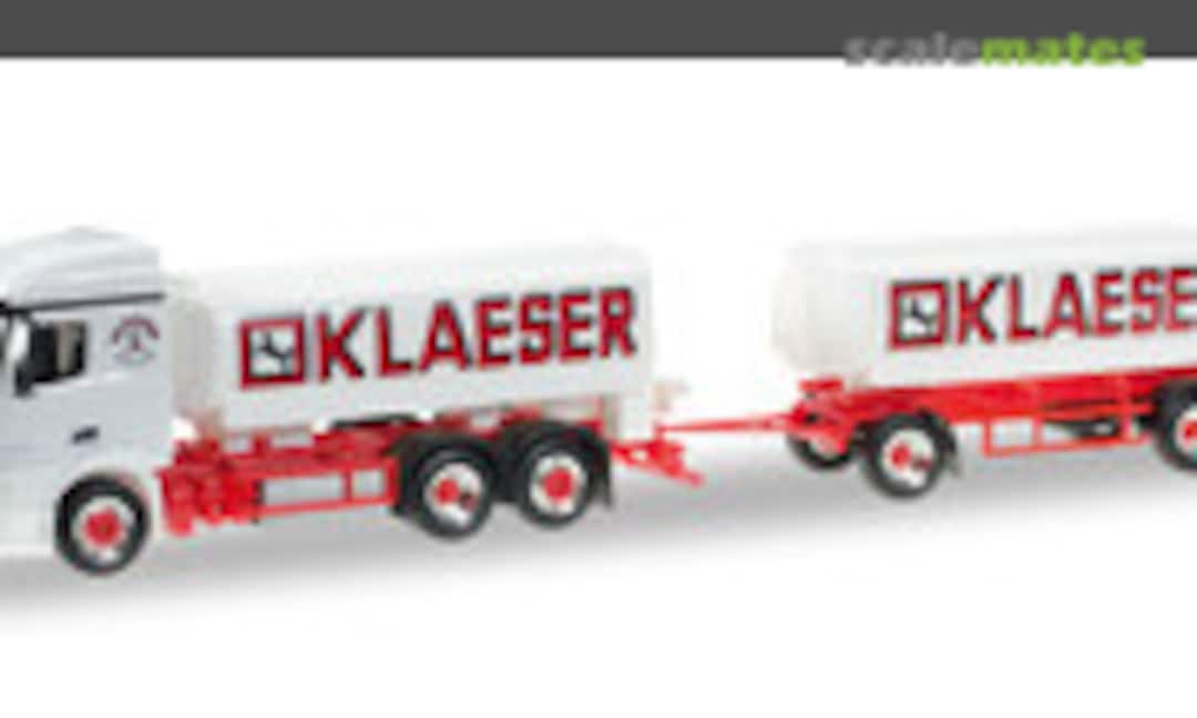 Mercedes-Benz Actros Streamspace Benzintank-Hängerzug &quot;Klaeser&quot; (Herpa 920452)