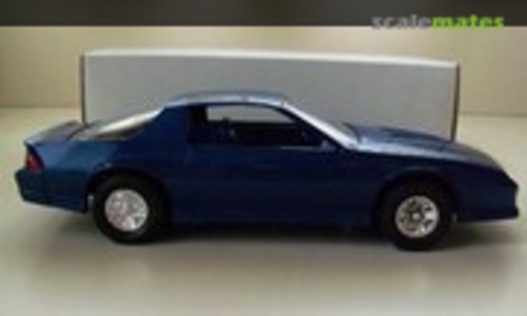 1:25 1987 Chevrolet Camaro Z/28 (MPC )