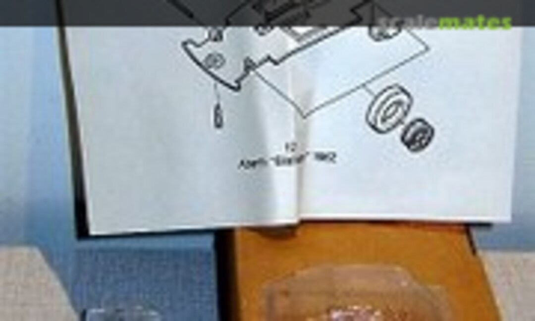 1:43 Abarth Bialbero (Plumbies IS12) IS12