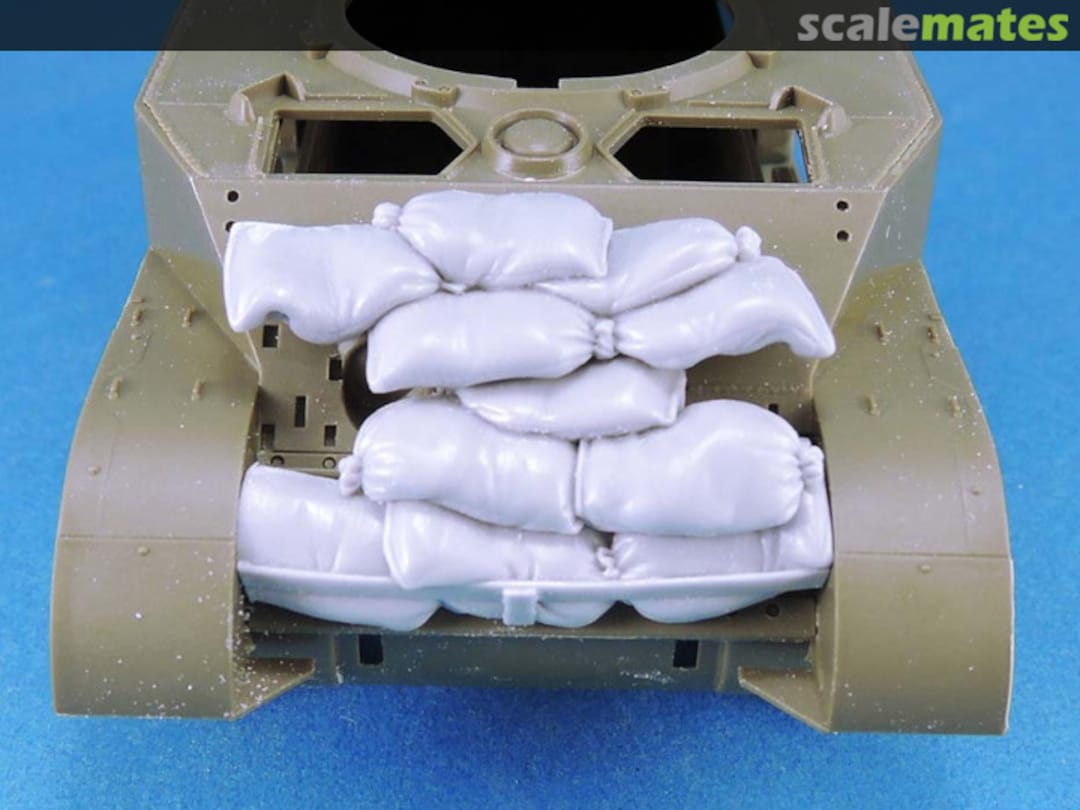 Boxart M5 / M8 Tank Front Hull Sandbag Armor set LF1431 Legend Productions Boxart M5 / M8 Tank Front Hull Sandbag Armor set LF1431 Legend Productions