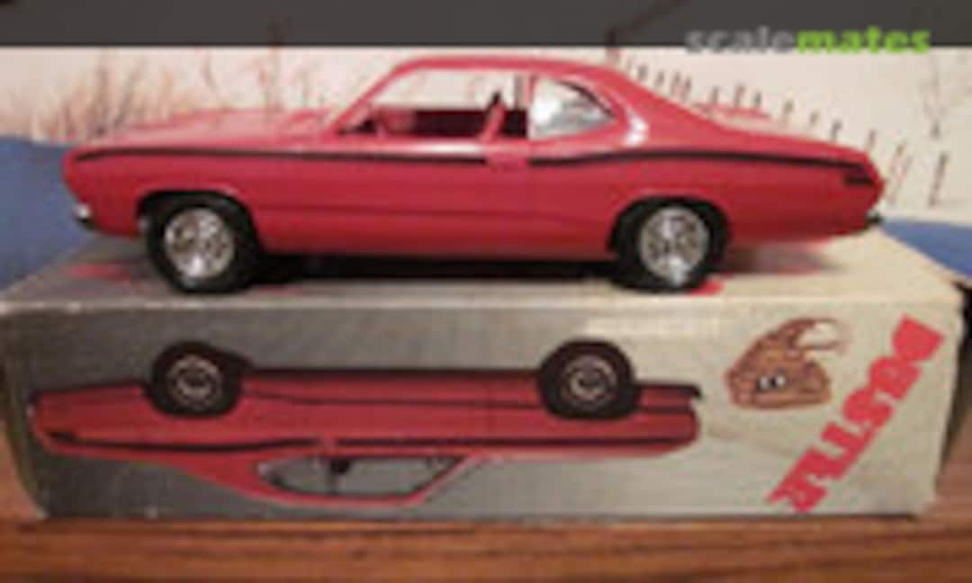 1:25 1972 Plymouth Duster 340 (MPC )