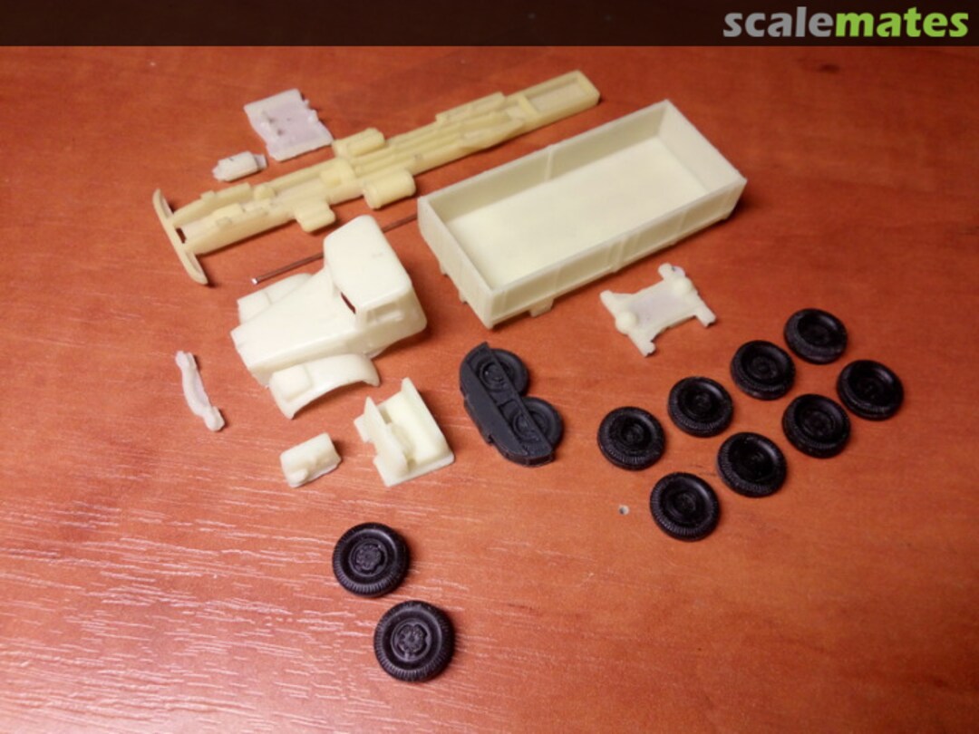 Boxart Soviet KRAZ-257 LEM Kits Boxart Soviet KRAZ-257 LEM Kits