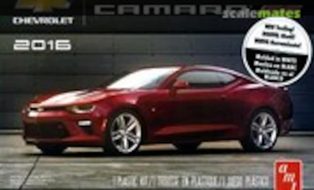 1:25 2016 Chevrolet Camaro SS (AMT 978)
