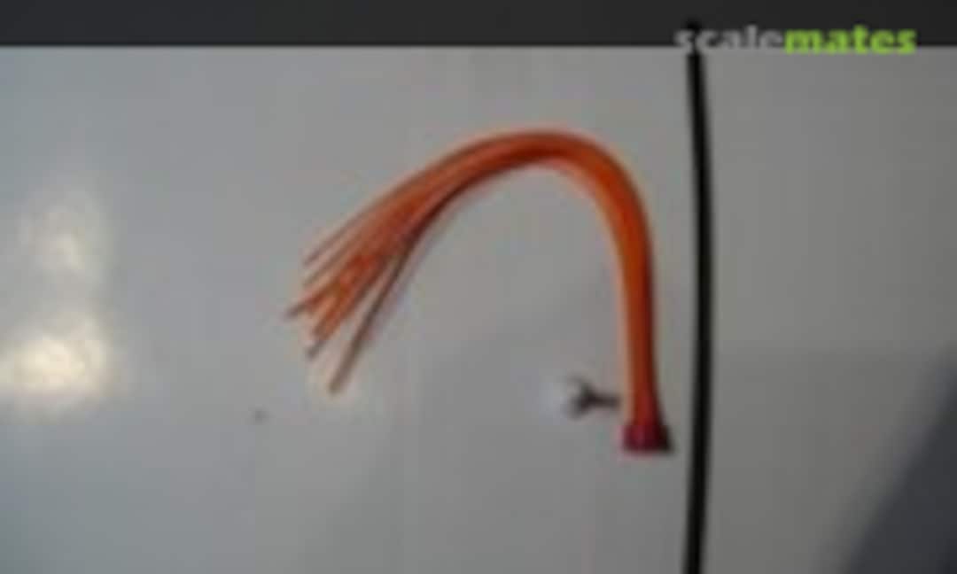 1:25 8 Cylinder Red Cap (Morgan Automotive Detail 8cylred) 8cylred