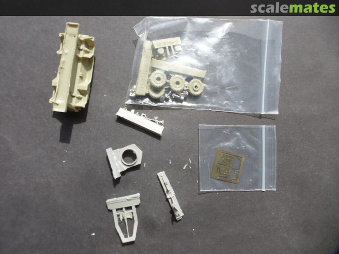 Contents Sdkfz 222 neue Art 2cm KWK G-59 Cromwell Models