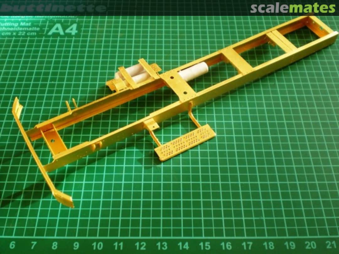 Boxart Frame for the car KrAZ-256 (short version) CF35040 Customfactory Boxart Frame for the car KrAZ-256 (short version) CF35040 Customfactory