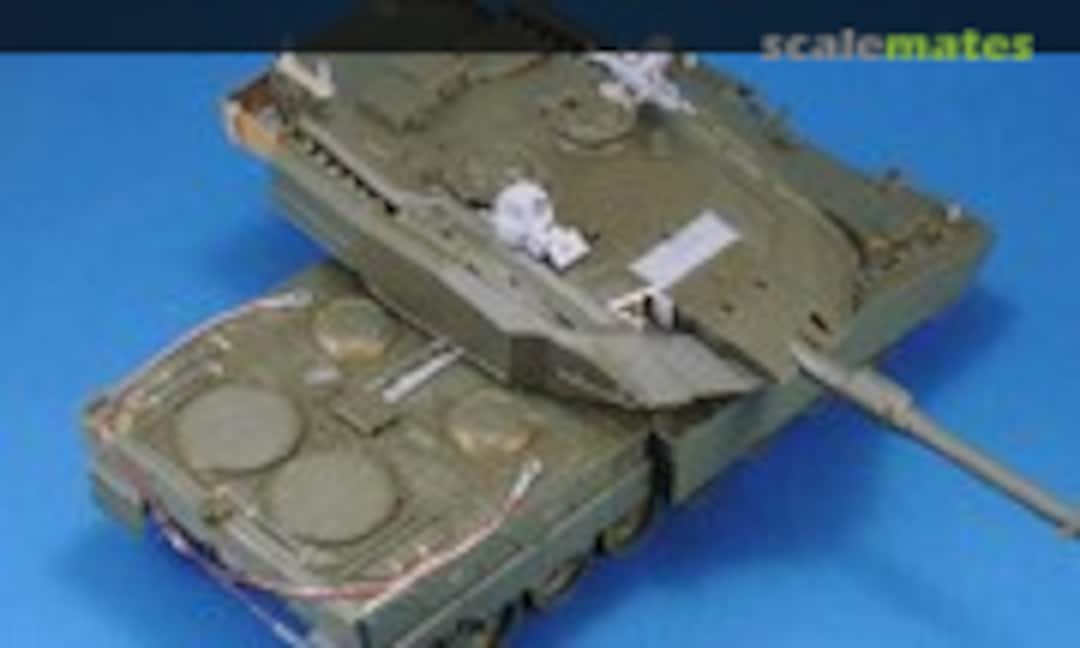 1:35 Leopard 2A4M CAN Detailing Set (Legend Productions LF1342) LF1342