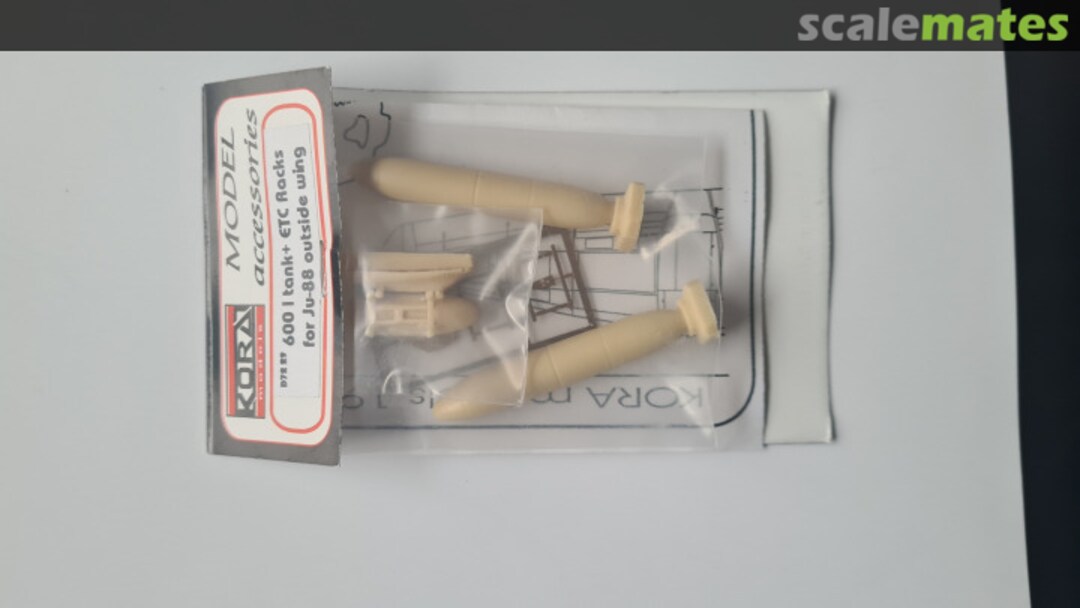 Boxart 600 l tank+ETC Racks outside wing for Ju88 D7229 Kora Models Boxart 600 l tank+ETC Racks outside wing for Ju88 D7229 Kora Models