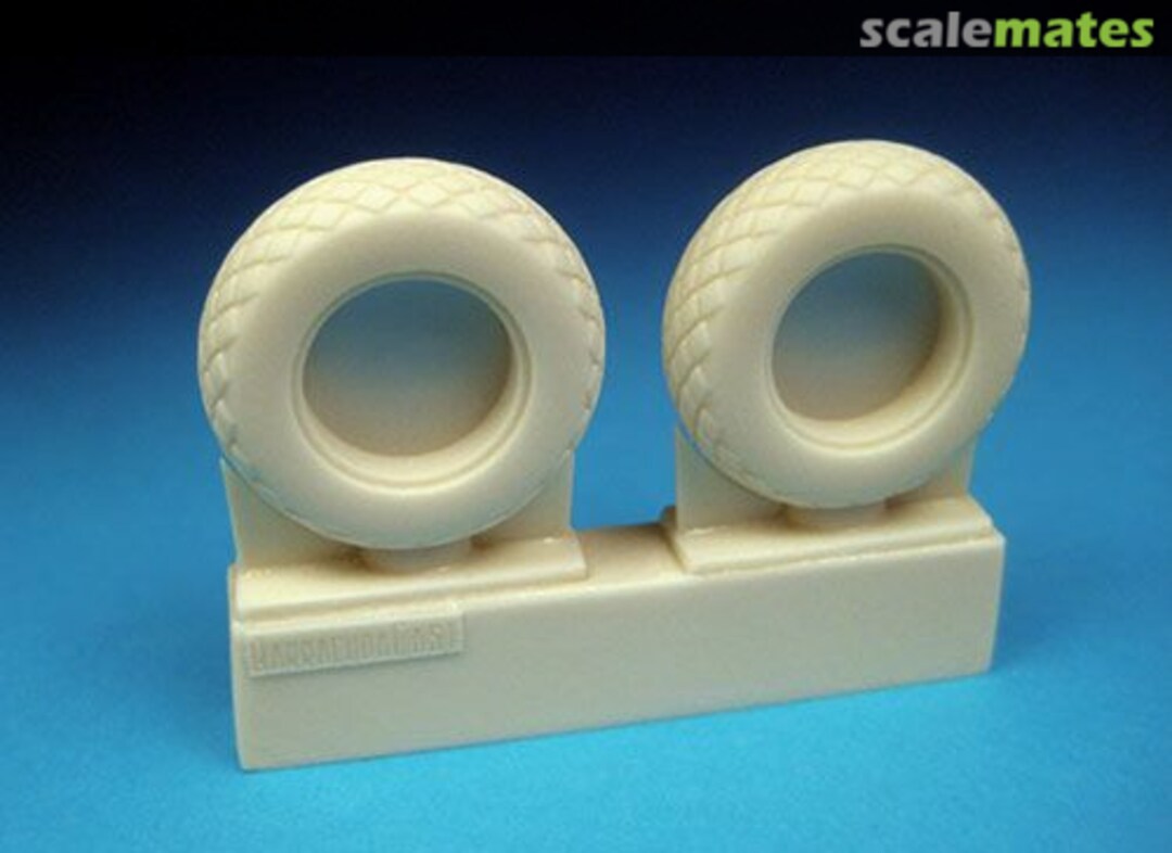 Boxart P-51 Mustang Diamond Tread Tires BR32029 Barracuda Studios Boxart P-51 Mustang Diamond Tread Tires BR32029 Barracuda Studios