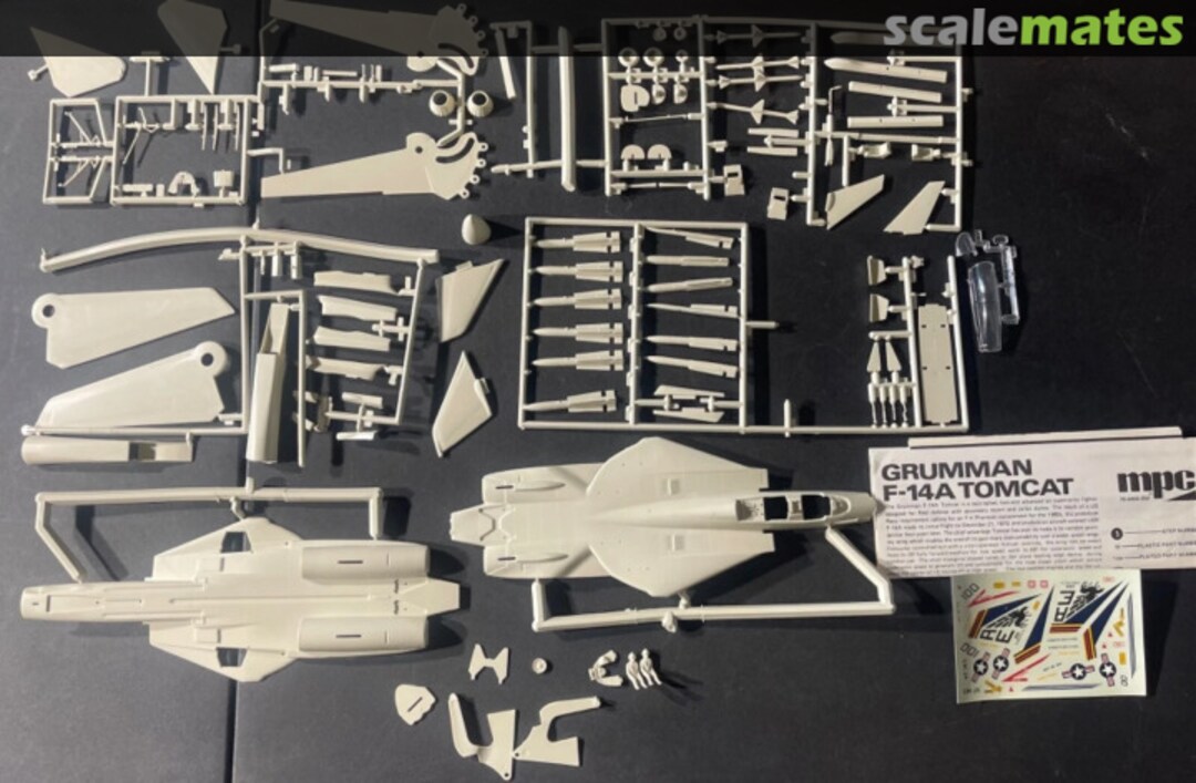 Contents Grumman F-14 Tomcat 1-4404 MPC Contents Grumman F-14 Tomcat 1-4404 MPC