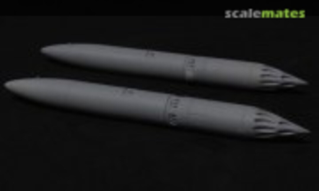 1:48 JL-100 + CRP-18 (Paired set of two) (Paveway Models PM48-0100) PM48-0100