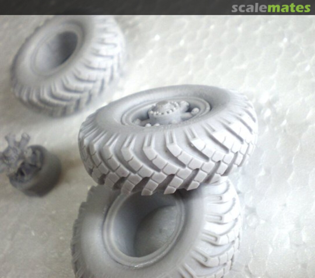 Boxart Wheels YA-190 for the models of KrAZ, YaAZ-214, MAZ-501, 502 CF35050 Customfactory