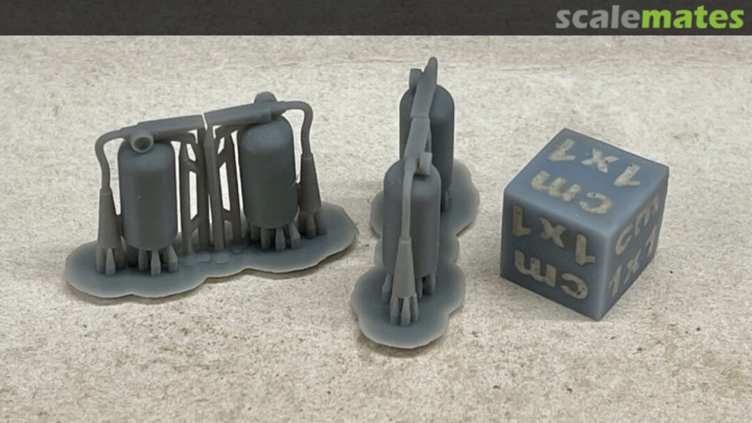 Boxart Modern fire extinguishers - 2 pieces 72091004 EMP3d Boxart Modern fire extinguishers - 2 pieces 72091004 EMP3d