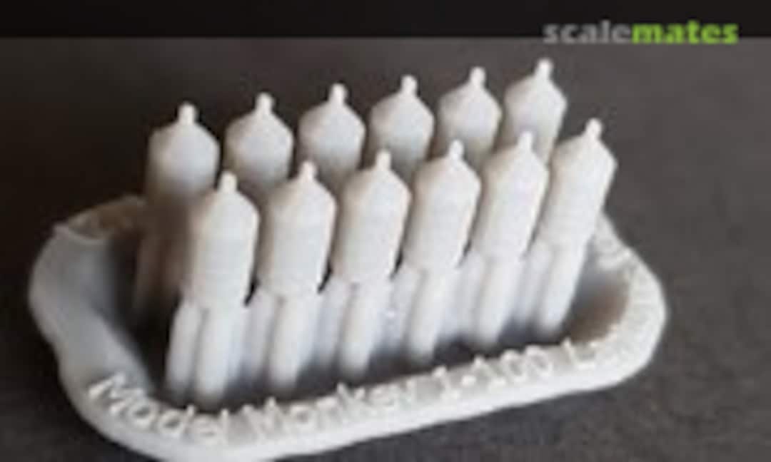 1:100 Ships' Lanterns, 18-19th Century Ships (set of 12) (Model Monkey 100-lanterns-12) 100-lanterns-12